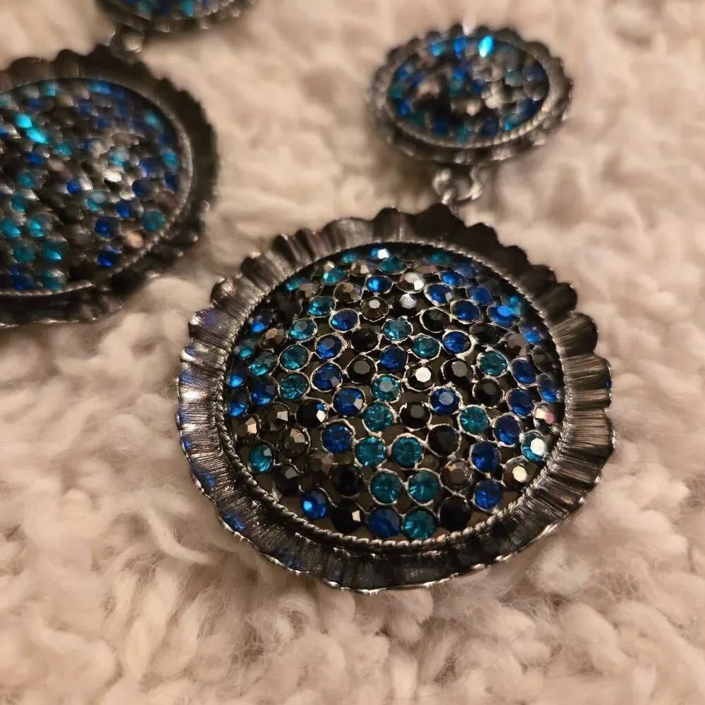 Chico's Rhinestone Disc Earrings Clip - Picture 2 of 8
